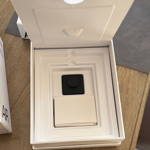 Ultrahuman Bionic Gold Wearable Ring - Picture 6 of 6